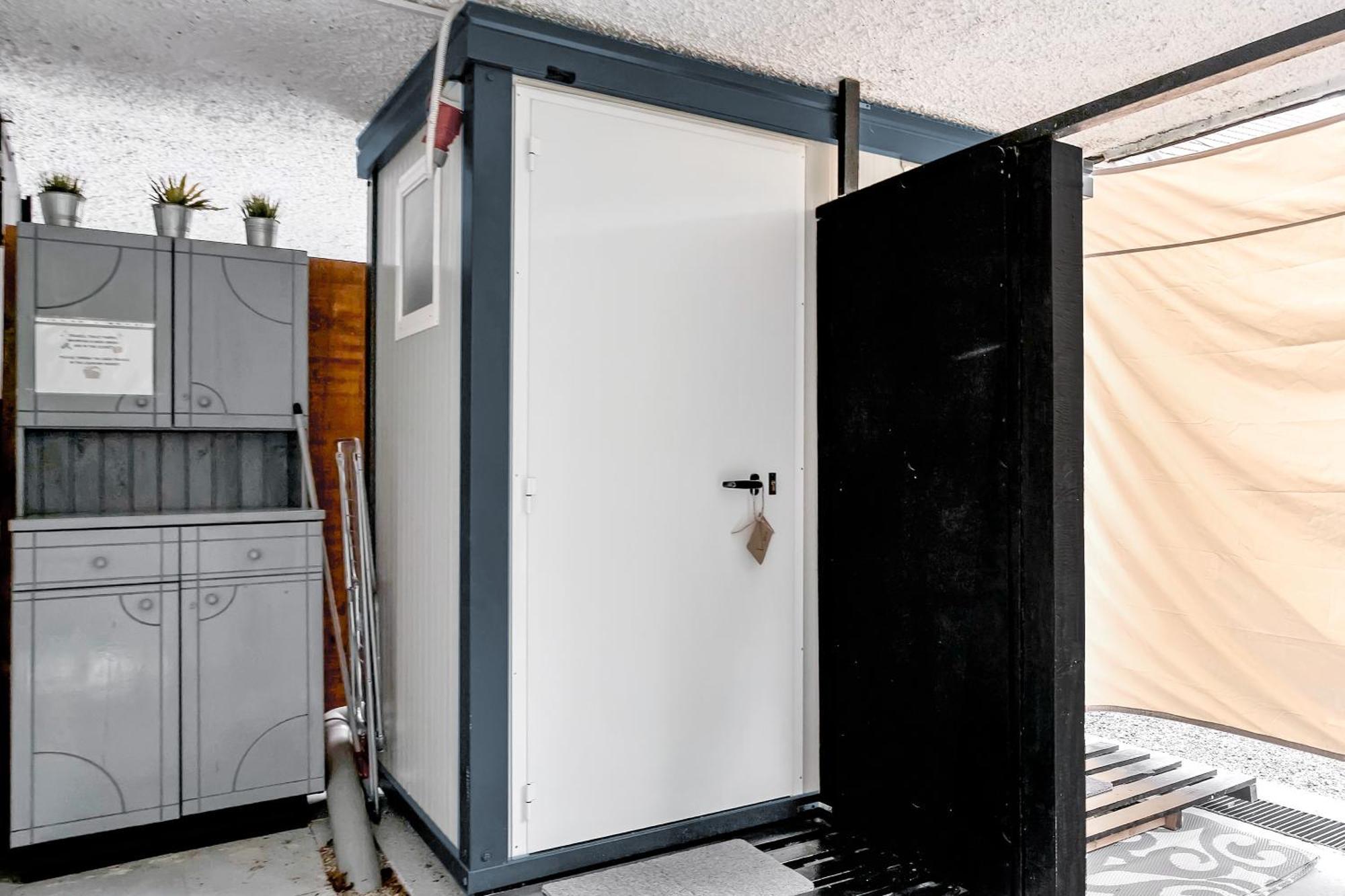 Resort Pod Orehi - Bled - Apartma & Glamping & Savna Room photo